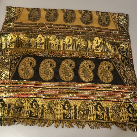 Scarf - Picture 7 of 7